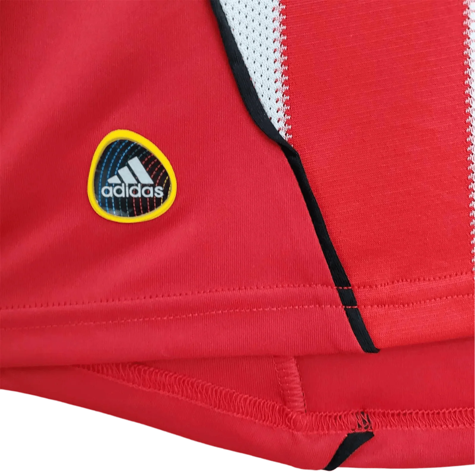 https://cdn.shopify.com/s/files/1/0826/7228/8075/files/20102011-bayern-munich-home-retro-kit-classickits433-395314.webp?v=1741197844