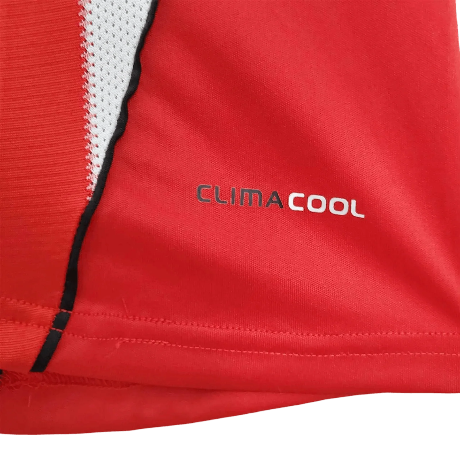 https://cdn.shopify.com/s/files/1/0826/7228/8075/files/20102011-bayern-munich-home-retro-kit-classickits433-641743.webp?v=1741197840