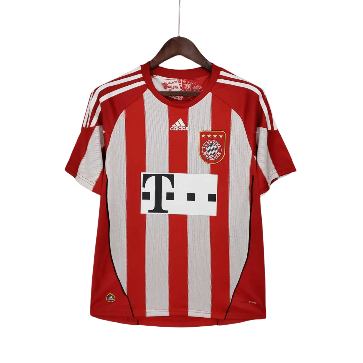 https://cdn.shopify.com/s/files/1/0826/7228/8075/files/20102011-bayern-munich-home-retro-kit-classickits433-784433.webp?v=1741197841
