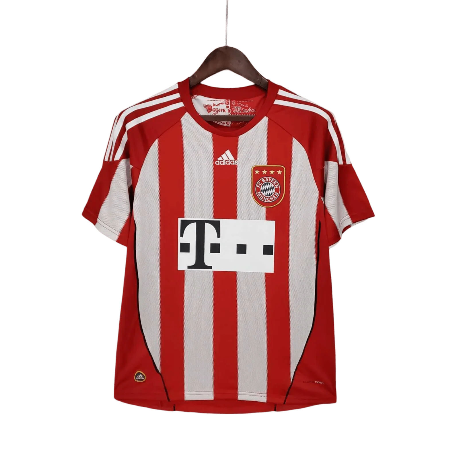 https://cdn.shopify.com/s/files/1/0826/7228/8075/files/20102011-bayern-munich-home-retro-kit-classickits433-784433.webp?v=1741197841
