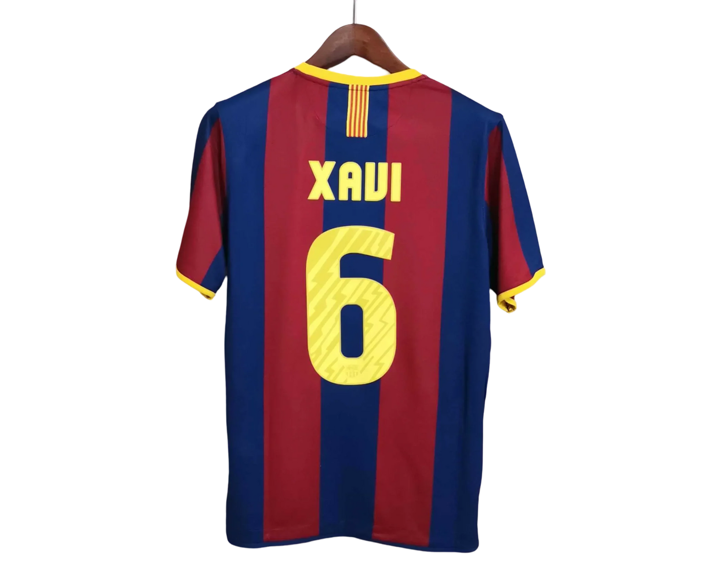 https://cdn.shopify.com/s/files/1/0826/7228/8075/files/20102011-fc-barcelona-unicef-home-retro-kit-classickits433-573251.webp?v=1741197556