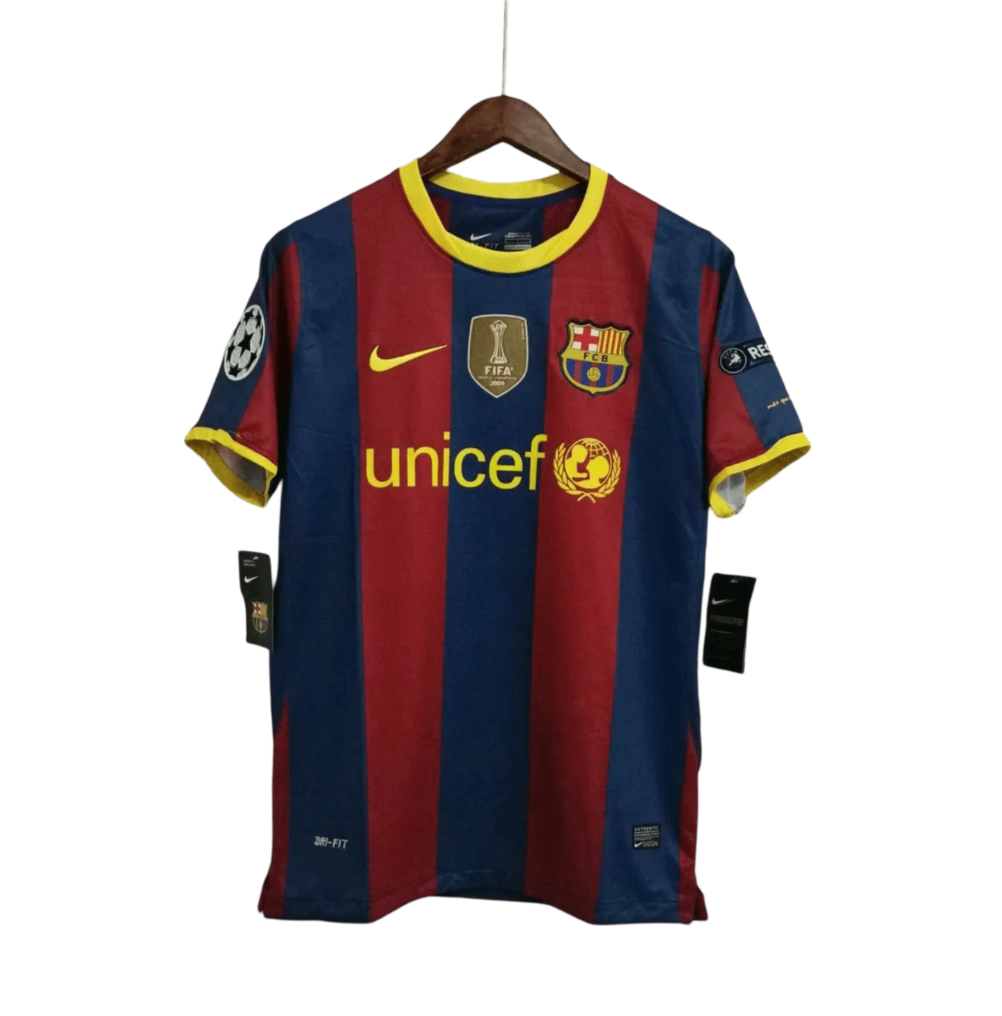 https://cdn.shopify.com/s/files/1/0826/7228/8075/files/20102011-fc-barcelona-unicef-home-retro-kit-classickits433-960581.webp?v=1741197554