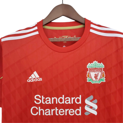 https://cdn.shopify.com/s/files/1/0826/7228/8075/files/20102011-liverpooi-standard-chartered-home-retro-kit-classickits433-144977.webp?v=1741197880