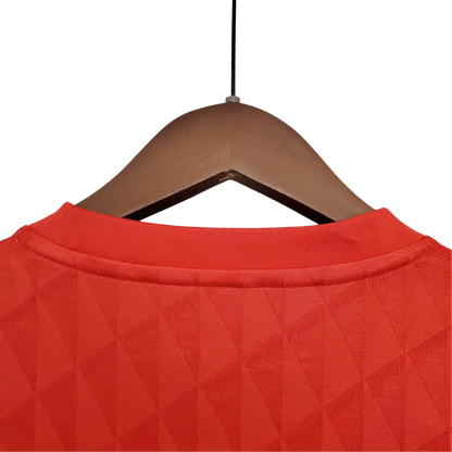https://cdn.shopify.com/s/files/1/0826/7228/8075/files/20102011-liverpooi-standard-chartered-home-retro-kit-classickits433-865156.webp?v=1741197884