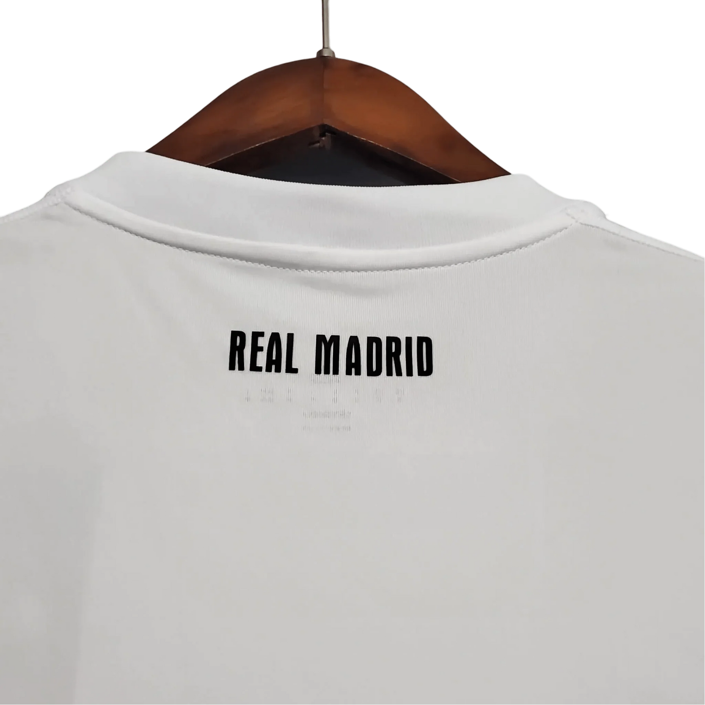 https://cdn.shopify.com/s/files/1/0826/7228/8075/files/20102011-real-madrid-bwin-home-retro-kit-637776.webp?v=1741197459