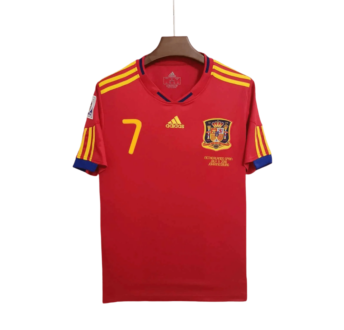 https://cdn.shopify.com/s/files/1/0826/7228/8075/files/20102011-spain-home-retro-kit-classickits433-575453.webp?v=1741198759