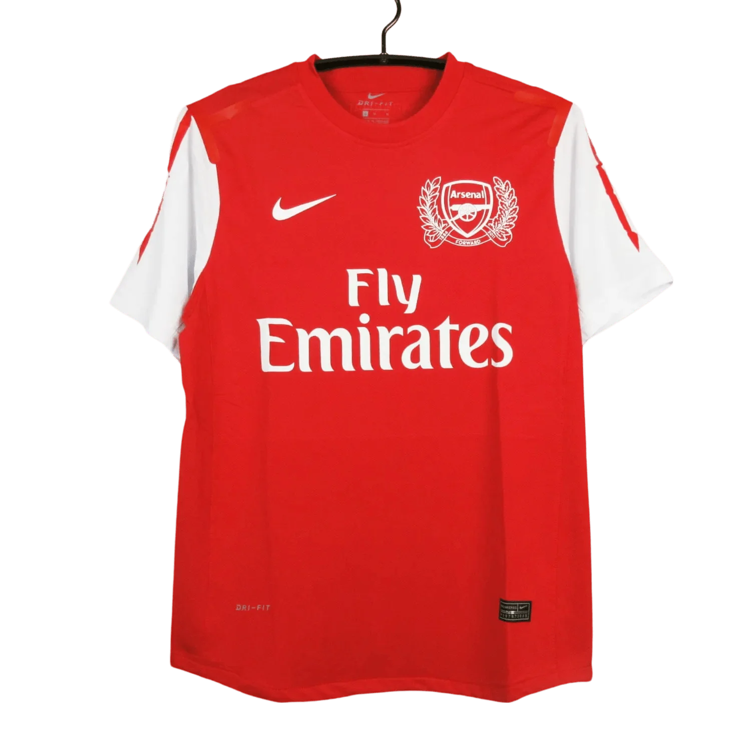 https://cdn.shopify.com/s/files/1/0826/7228/8075/files/20112012-arsenal-fly-emirates-home-retro-kit-classickits433-648267.webp?v=1741198349