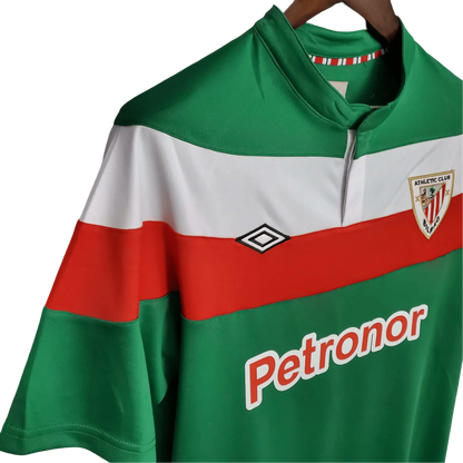https://cdn.shopify.com/s/files/1/0826/7228/8075/files/20112012-athletic-bilbao-petronor-away-retro-kit-classickits433-721764.webp?v=1741198350