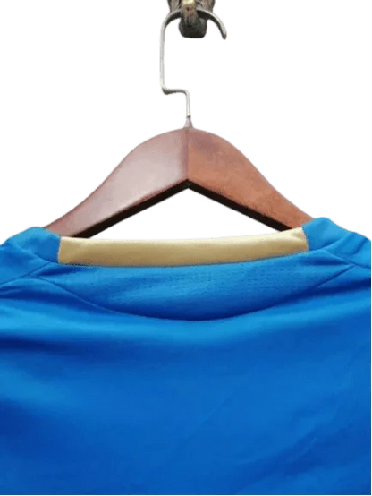https://cdn.shopify.com/s/files/1/0826/7228/8075/files/20112012-olympique-de-marseille-betclic-blue-away-retro-jersey-252016.webp?v=1741197998