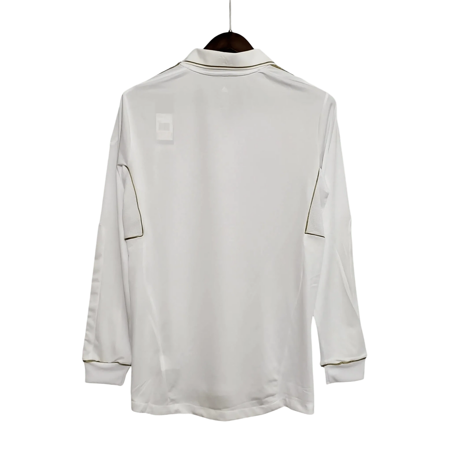 https://cdn.shopify.com/s/files/1/0826/7228/8075/files/20112012-real-madrid-bwin-home-retro-kit-long-sleeve-551085.webp?v=1741197492