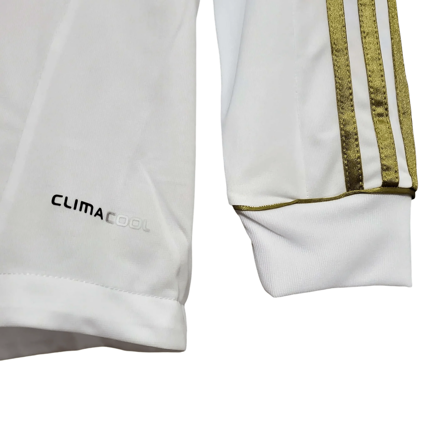 https://cdn.shopify.com/s/files/1/0826/7228/8075/files/20112012-real-madrid-bwin-home-retro-kit-long-sleeve-939342.webp?v=1741197495