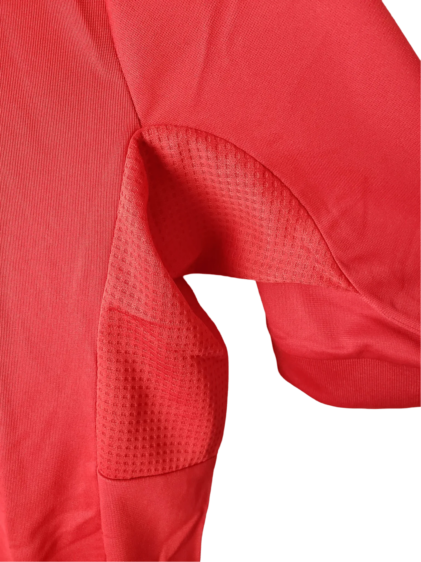 https://cdn.shopify.com/s/files/1/0826/7228/8075/files/20112012-real-madrid-bwin-third-retro-kit-short-sleeve-330586.webp?v=1741197443