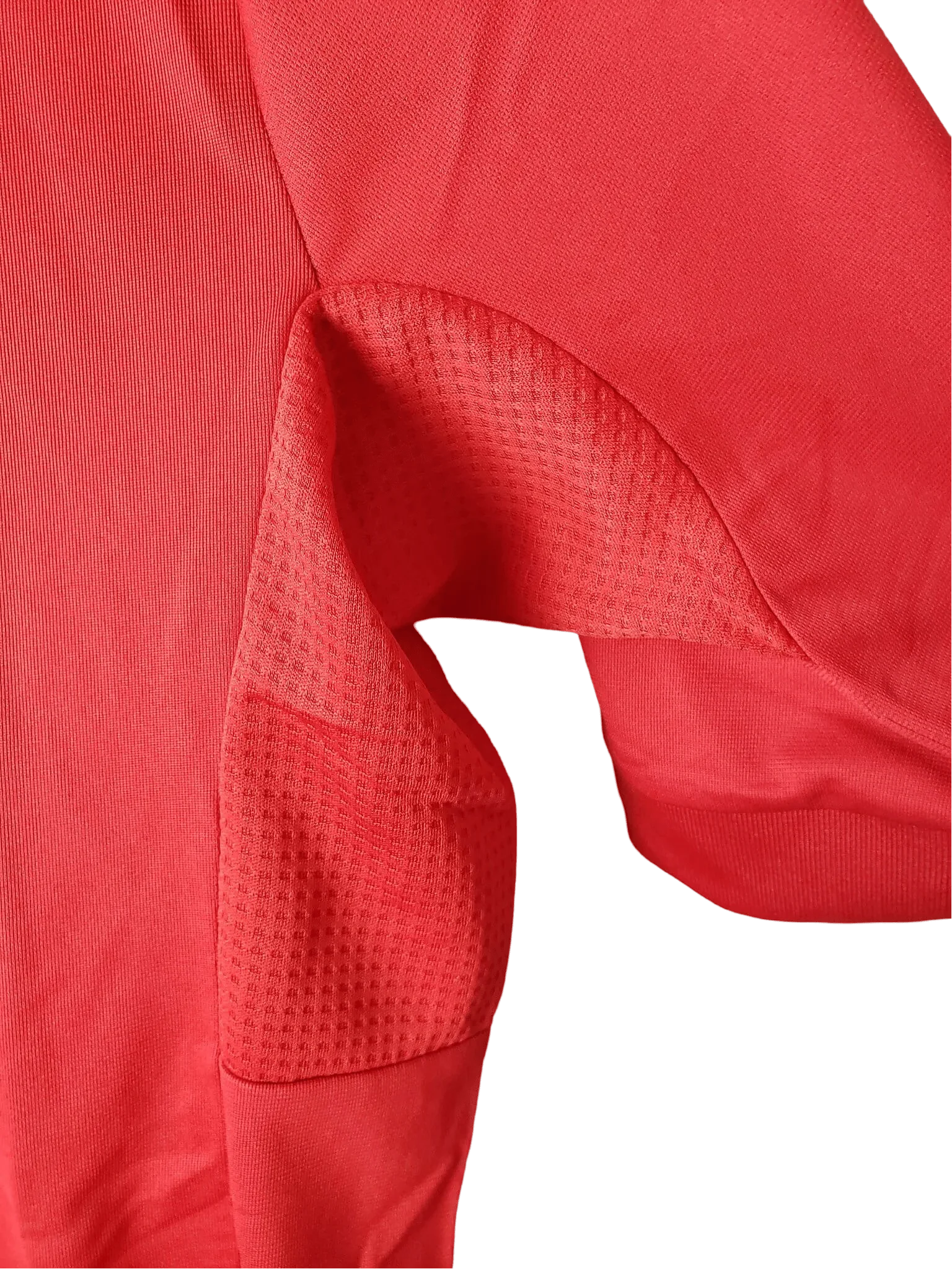https://cdn.shopify.com/s/files/1/0826/7228/8075/files/20112012-real-madrid-bwin-third-retro-kit-short-sleeve-330586.webp?v=1741197443