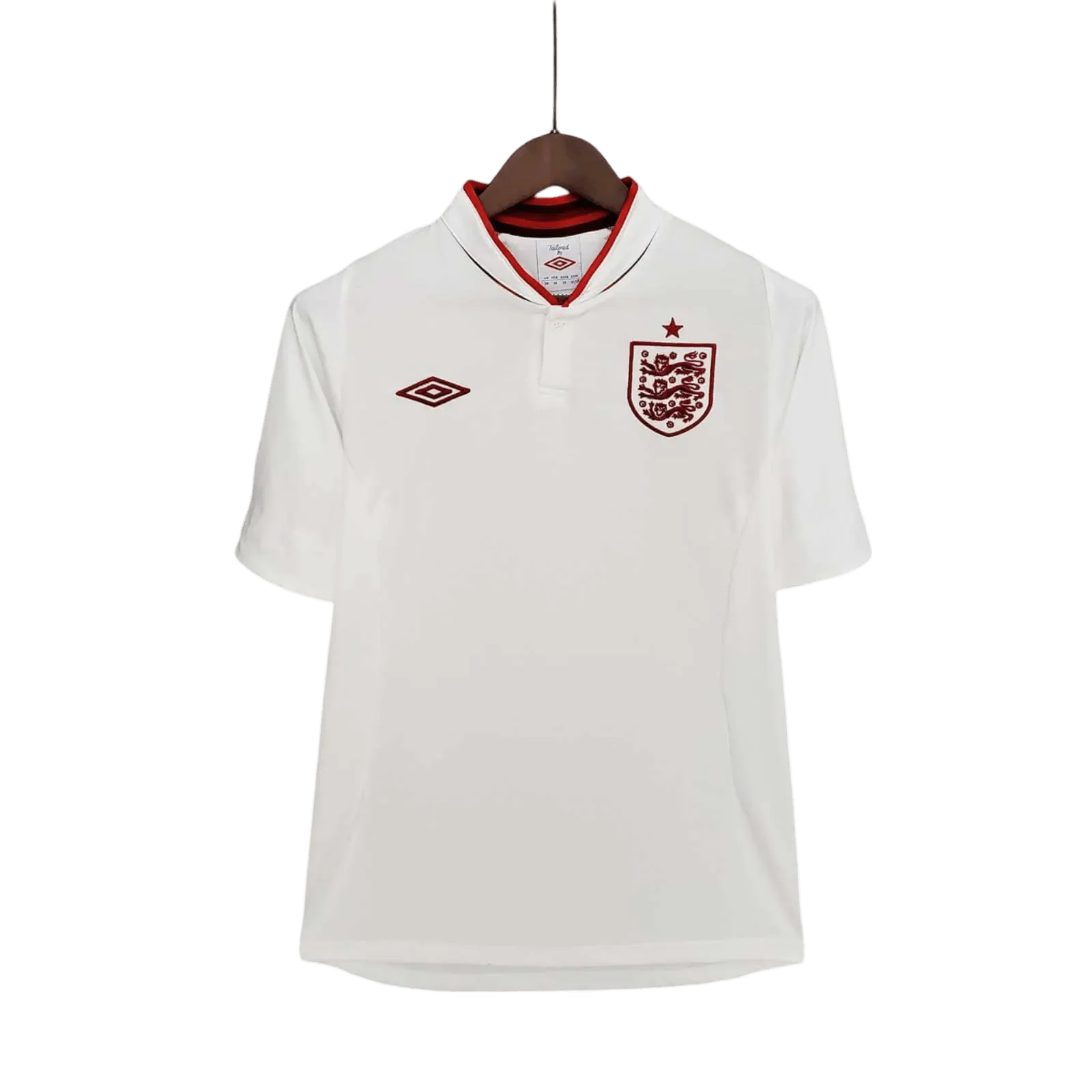 https://cdn.shopify.com/s/files/1/0826/7228/8075/files/2012-england-home-retro-kit-128298.webp?v=1741196952