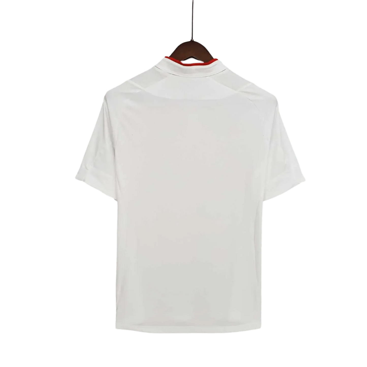 https://cdn.shopify.com/s/files/1/0826/7228/8075/files/2012-england-home-retro-kit-912868.webp?v=1741196954