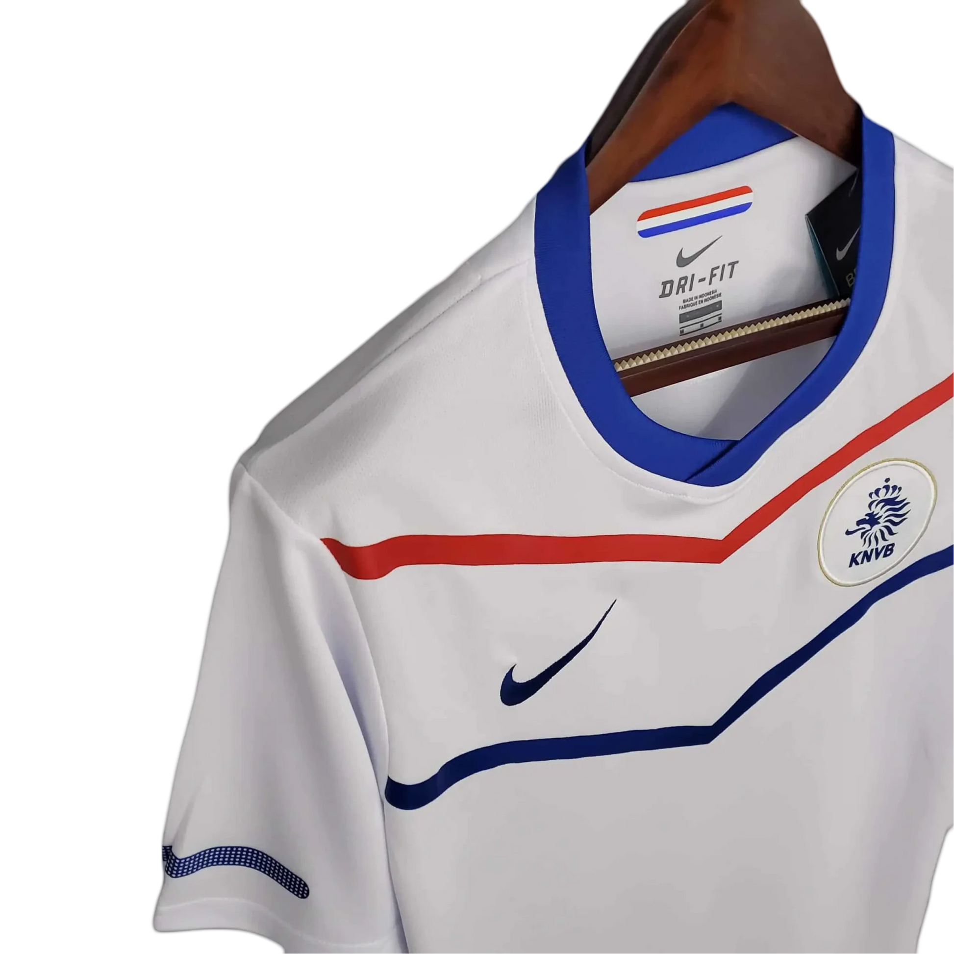 https://cdn.shopify.com/s/files/1/0826/7228/8075/files/2012-netherlands-away-retro-kit-258251.webp?v=1741197033