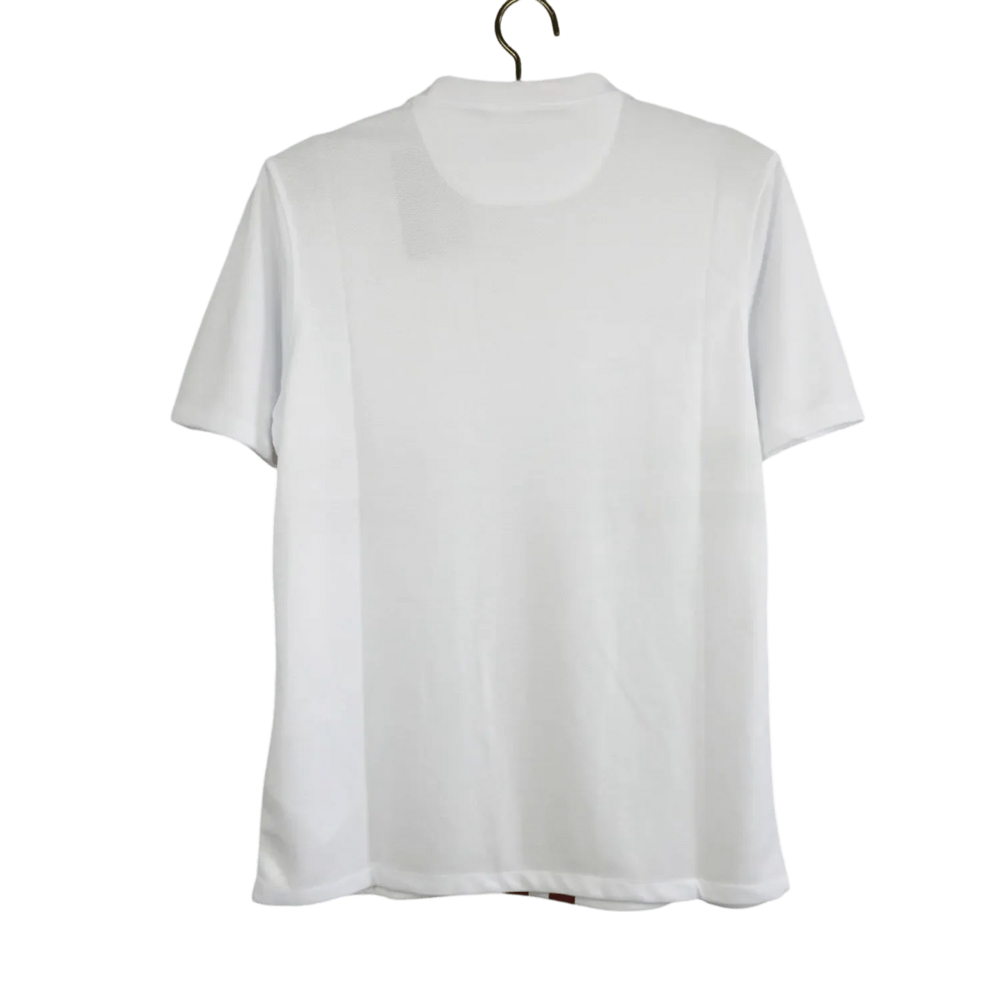 https://cdn.shopify.com/s/files/1/0826/7228/8075/files/2012-portugal-away-white-retro-kit-478462.webp?v=1741197026