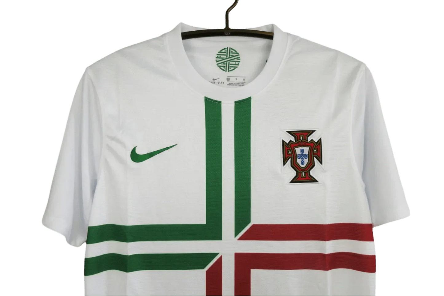 https://cdn.shopify.com/s/files/1/0826/7228/8075/files/2012-portugal-away-white-retro-kit-579523.webp?v=1741197028