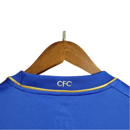 https://cdn.shopify.com/s/files/1/0826/7228/8075/files/20122013-chelsea-samsung-home-retro-kit-long-sleeves-classickits433-586021.webp?v=1741198246