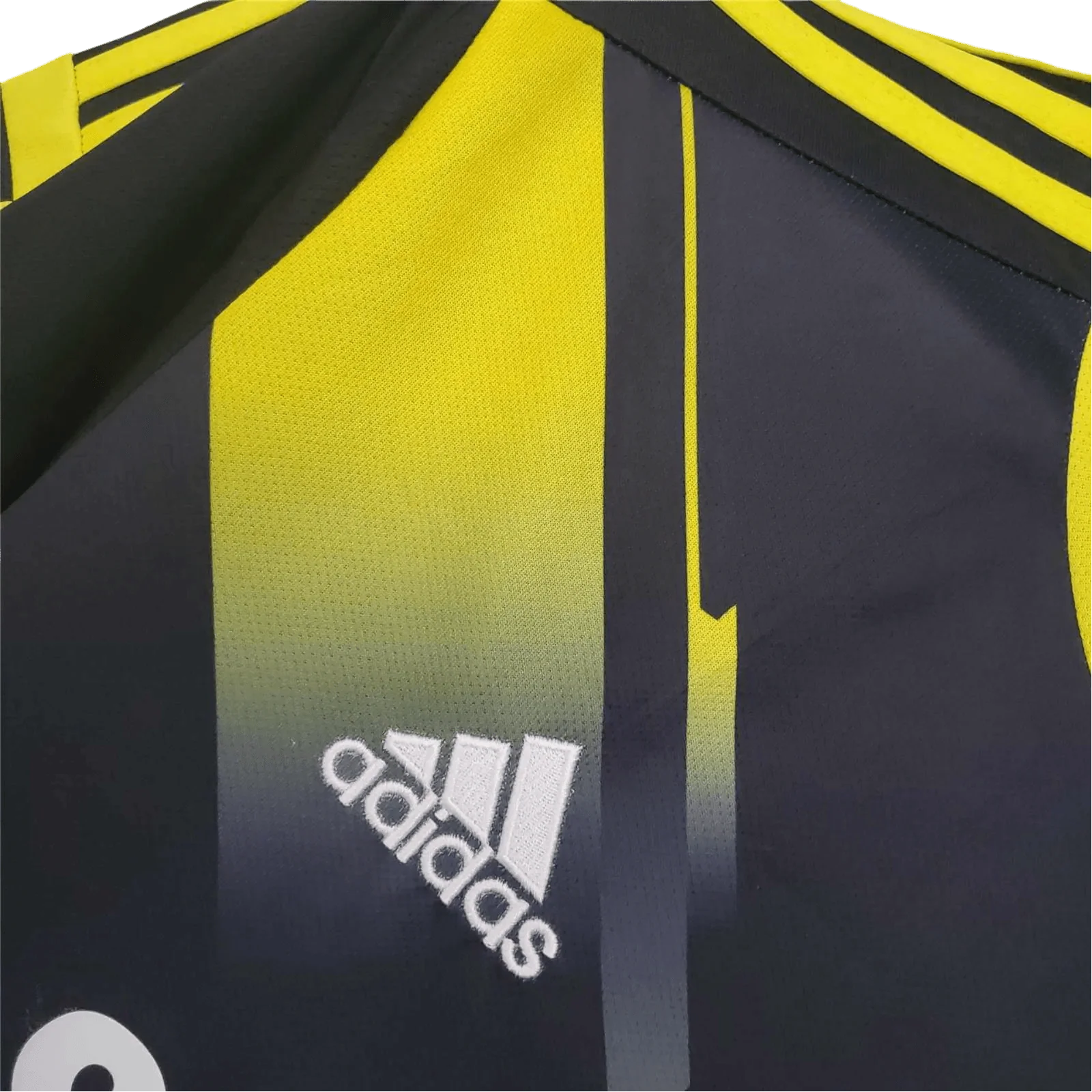 https://cdn.shopify.com/s/files/1/0826/7228/8075/files/20122013-chelsea-samsung-third-away-retro-kit-classickits433-151122.webp?v=1741198273