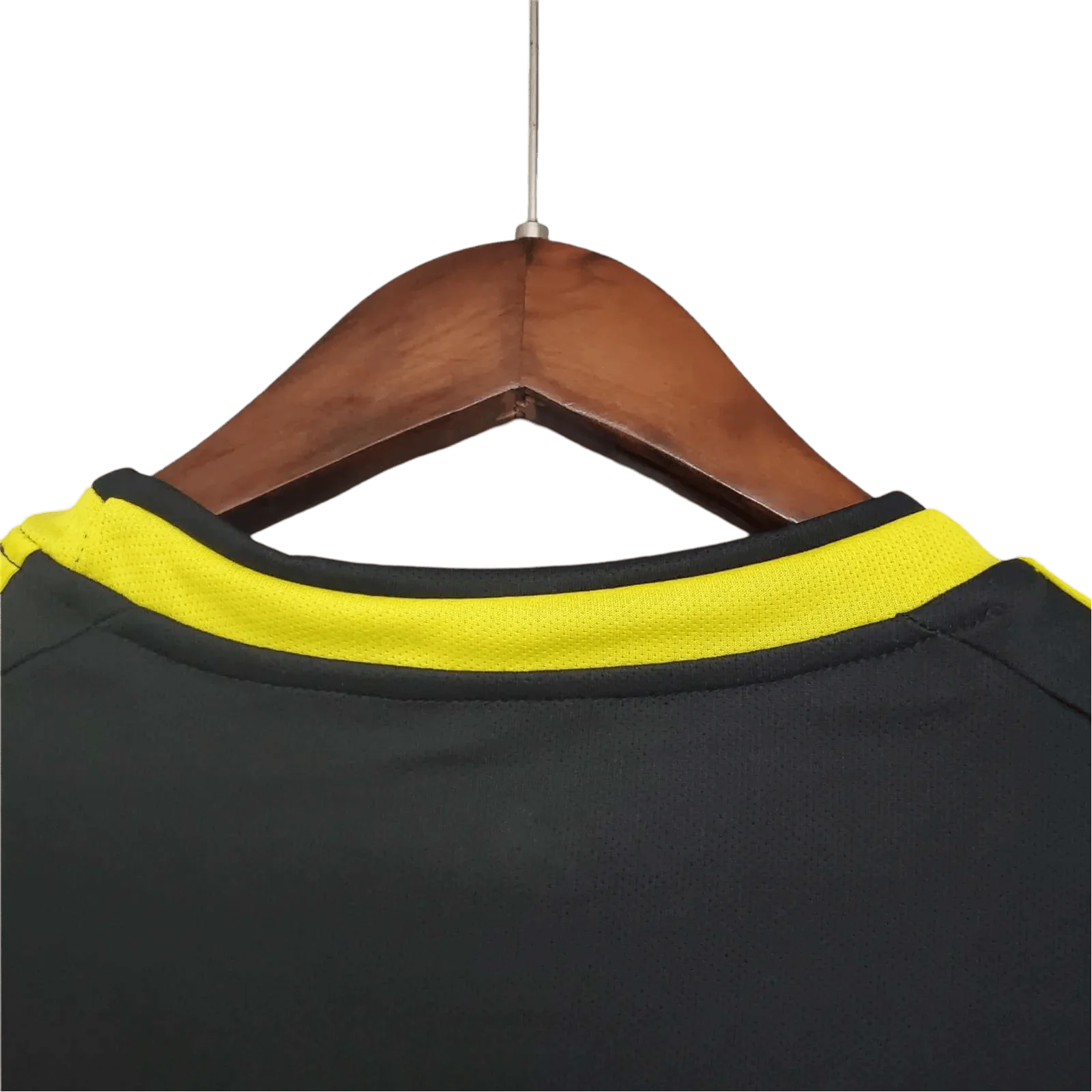 https://cdn.shopify.com/s/files/1/0826/7228/8075/files/20122013-chelsea-samsung-third-away-retro-kit-classickits433-230823.webp?v=1741198272