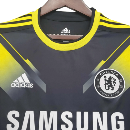 https://cdn.shopify.com/s/files/1/0826/7228/8075/files/20122013-chelsea-samsung-third-away-retro-kit-classickits433-286904.webp?v=1741198271