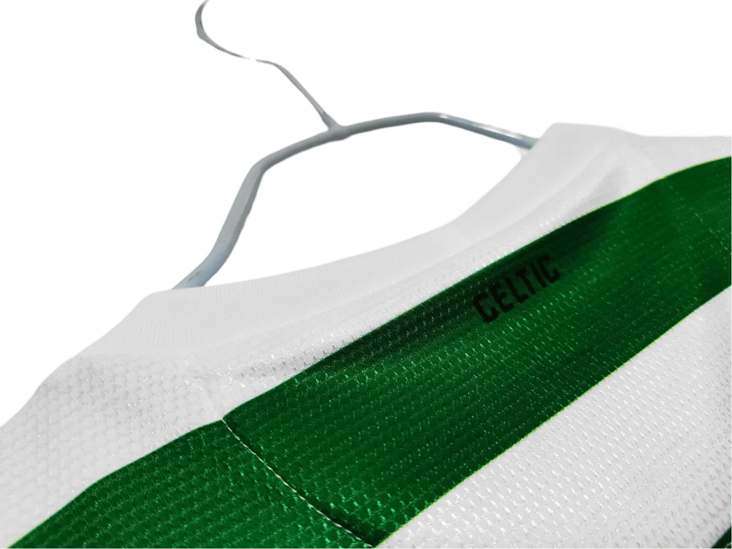 https://cdn.shopify.com/s/files/1/0826/7228/8075/files/20122013-glasgow-celtic-tennents-home-125th-anniv-retro-kit-classickits433-468425.webp?v=1741198269