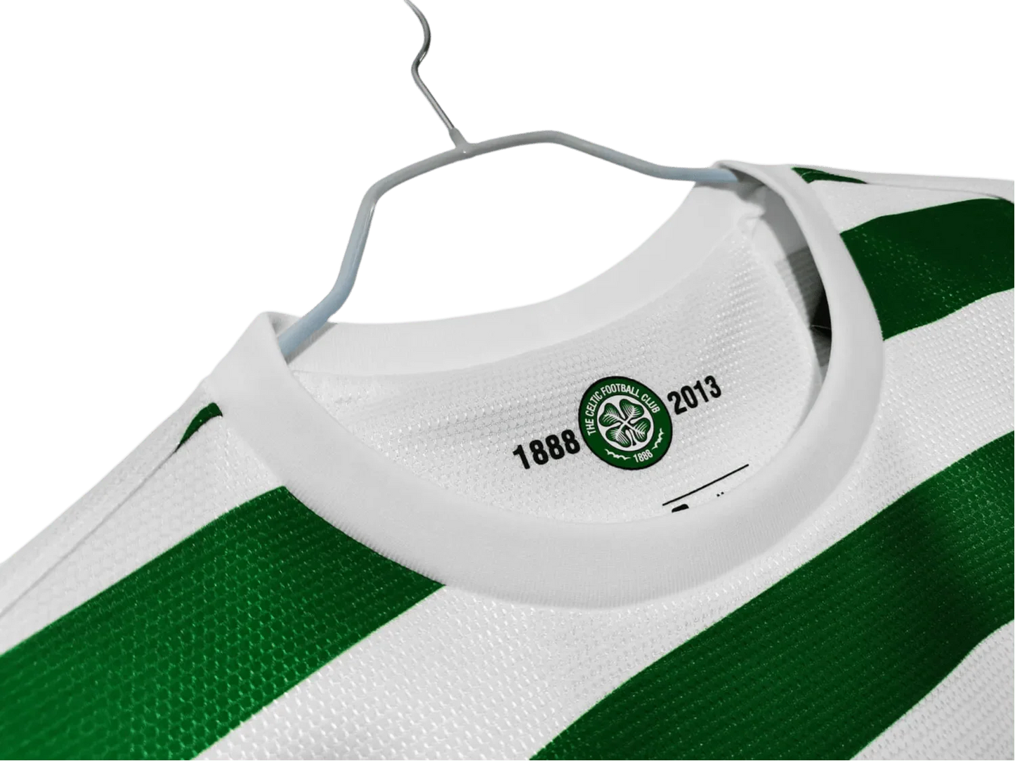 https://cdn.shopify.com/s/files/1/0826/7228/8075/files/20122013-glasgow-celtic-tennents-home-125th-anniv-retro-kit-classickits433-641661.webp?v=1741198268