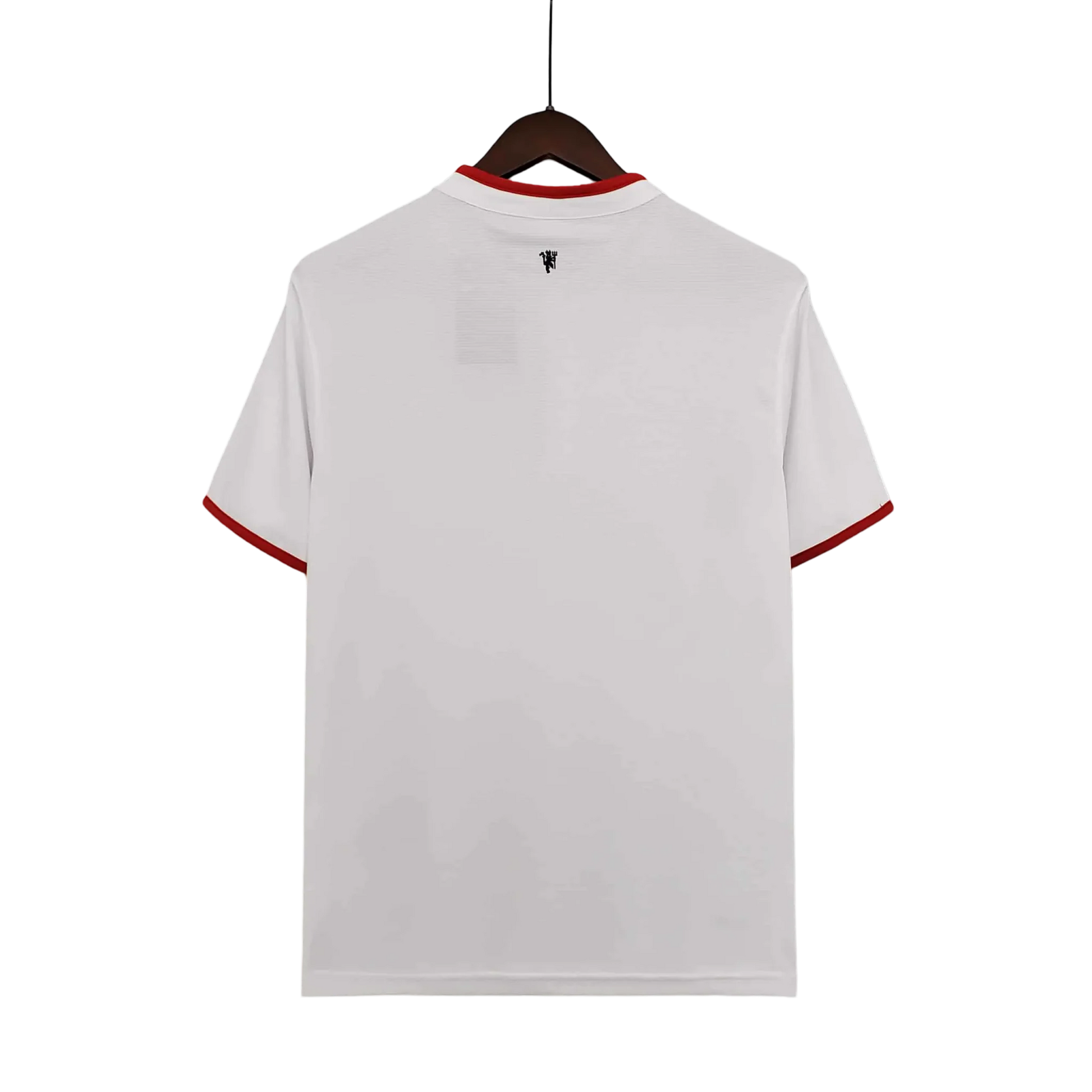 https://cdn.shopify.com/s/files/1/0826/7228/8075/files/20122013-manchester-united-aon-away-retro-kit-classickits433-618810.webp?v=1741197669