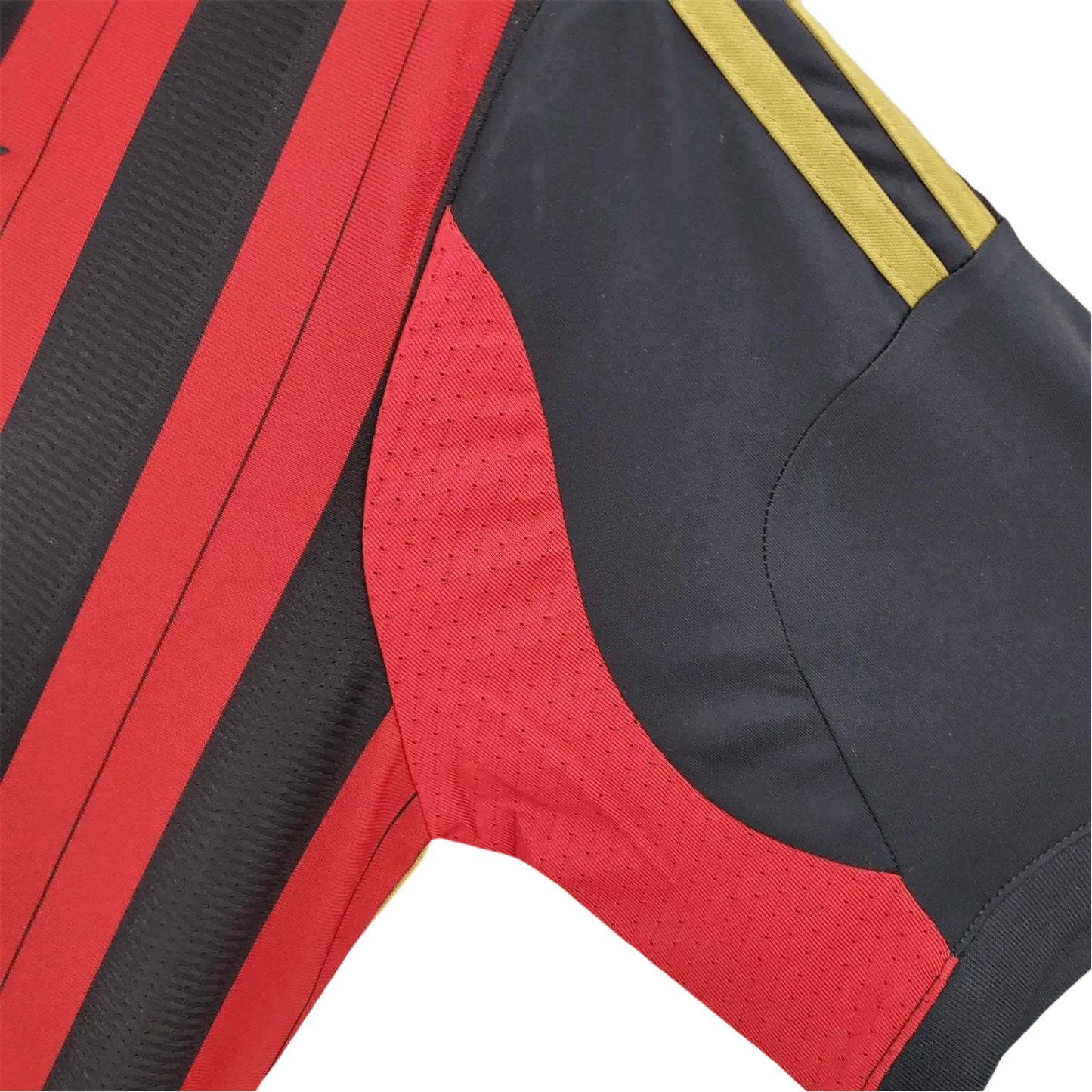 https://cdn.shopify.com/s/files/1/0826/7228/8075/files/20132014-ac-milan-fly-emirates-home-retro-kit-252892.webp?v=1741197450