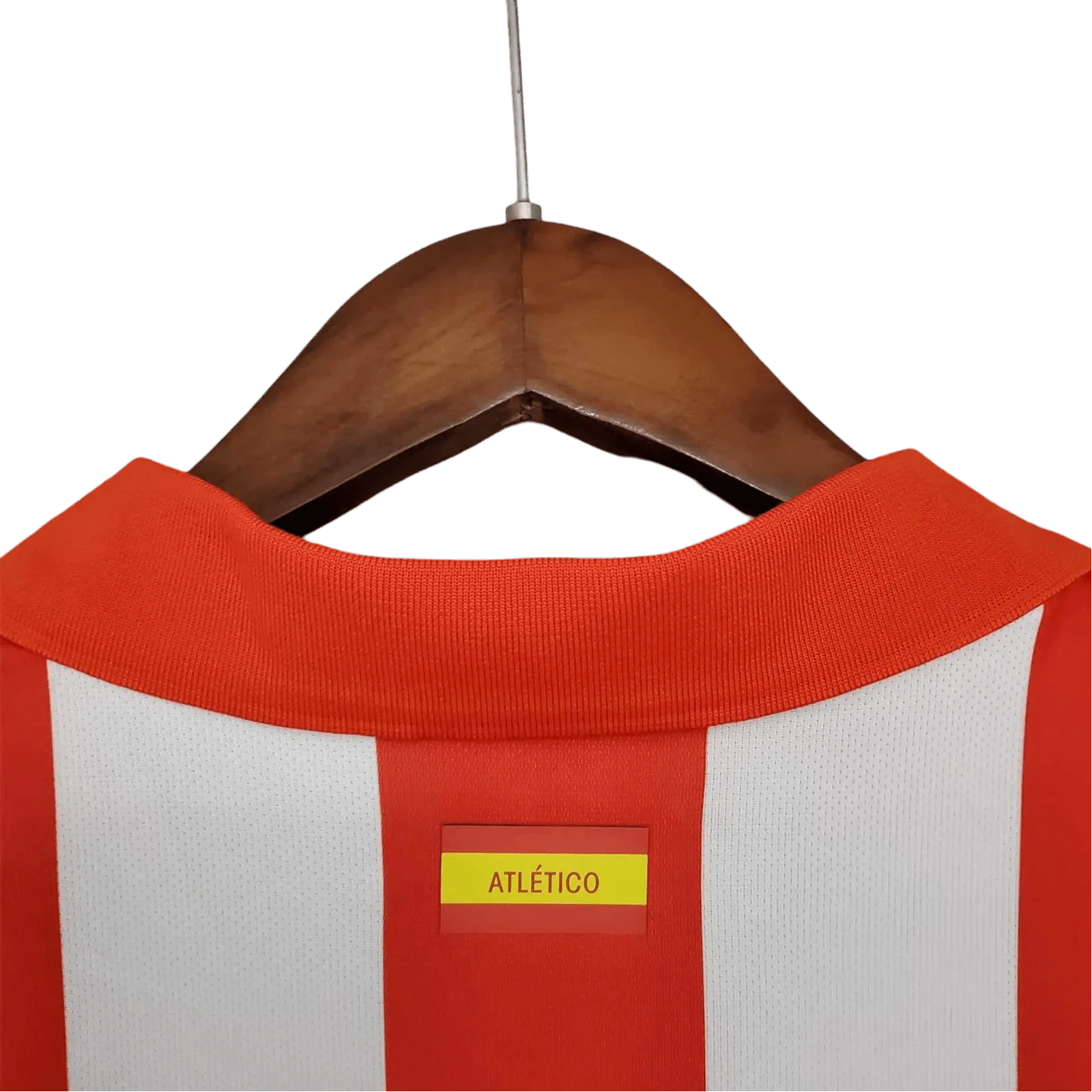 https://cdn.shopify.com/s/files/1/0826/7228/8075/files/20132014-atletico-madrid-azerbaijan-home-retro-kit-classickits433-189581.webp?v=1741198260