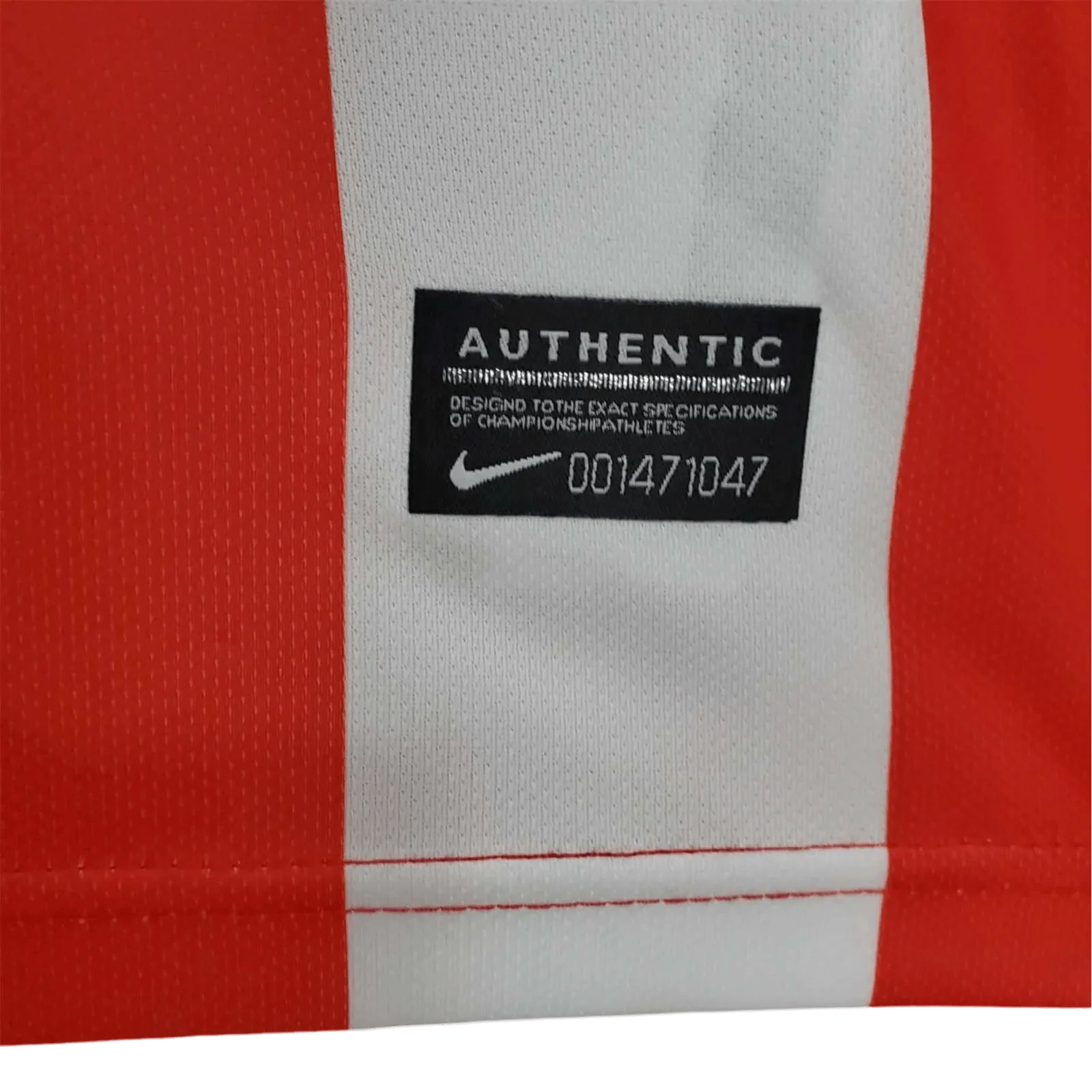 https://cdn.shopify.com/s/files/1/0826/7228/8075/files/20132014-atletico-madrid-azerbaijan-home-retro-kit-classickits433-705040.webp?v=1741198261