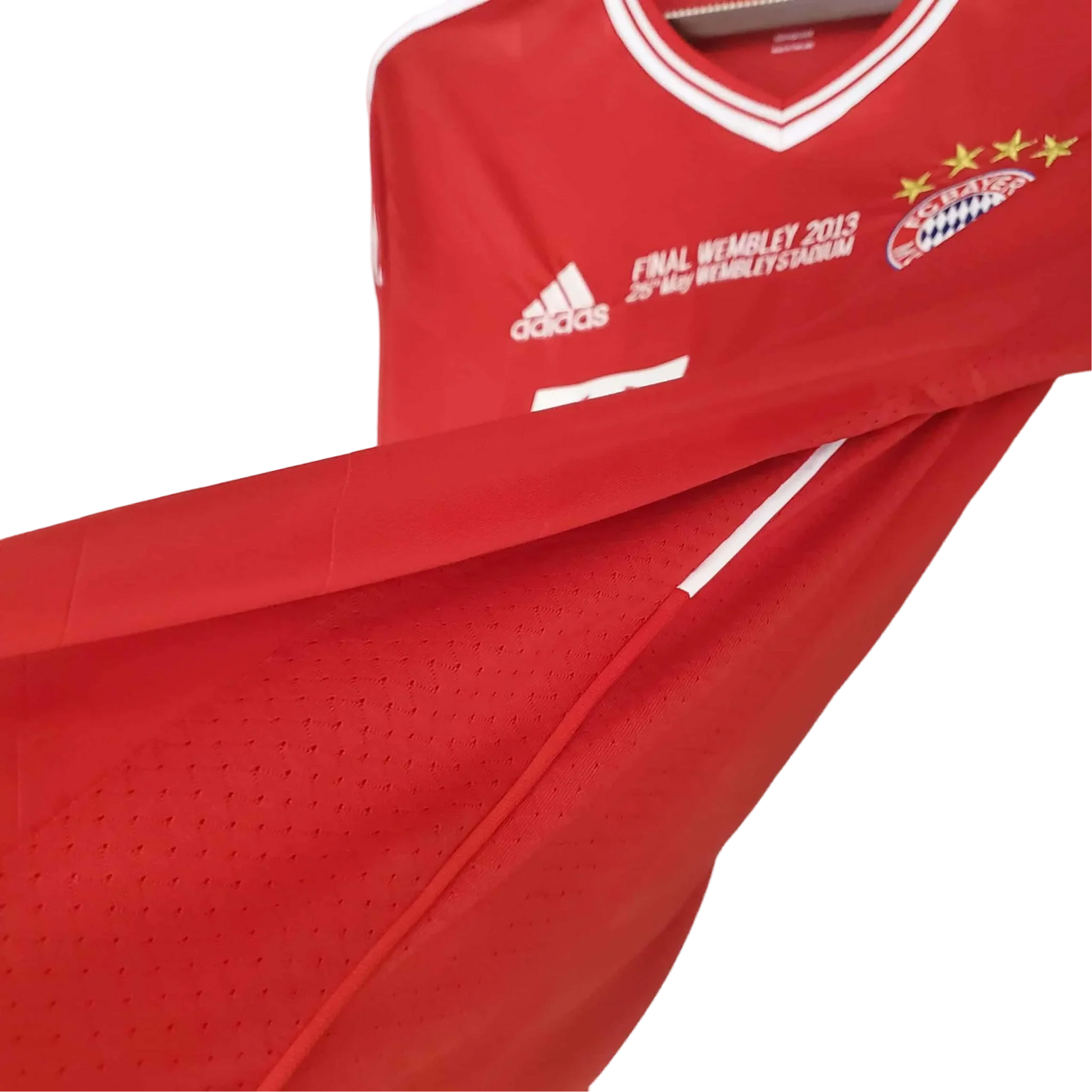 https://cdn.shopify.com/s/files/1/0826/7228/8075/files/20132014-bayern-munich-ucl-final-home-retro-kit-classickits433-954447.webp?v=1741197847