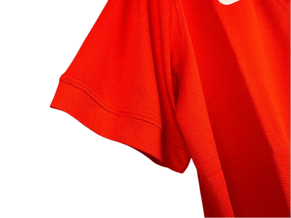 https://cdn.shopify.com/s/files/1/0826/7228/8075/files/20132014-england-home-retro-kit-238262.webp?v=1741196947