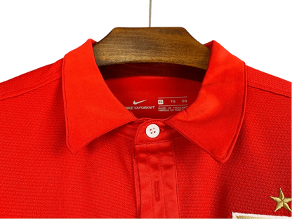 https://cdn.shopify.com/s/files/1/0826/7228/8075/files/20132014-england-home-retro-kit-834633.webp?v=1741196945