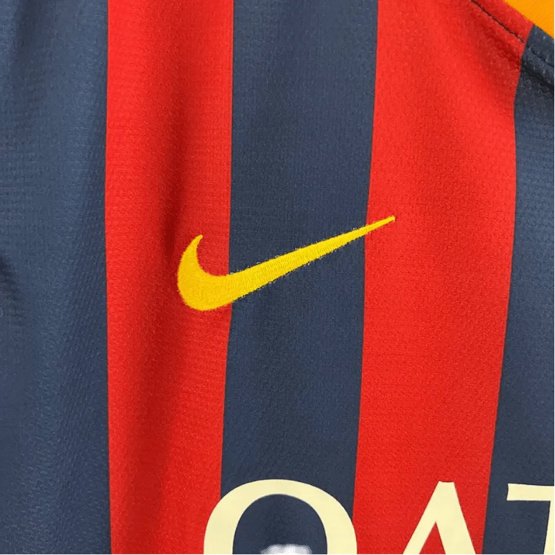 https://cdn.shopify.com/s/files/1/0826/7228/8075/files/20132014-fc-barcelona-qatar-airways-home-retro-kit-classickits433-534455.webp?v=1741197550