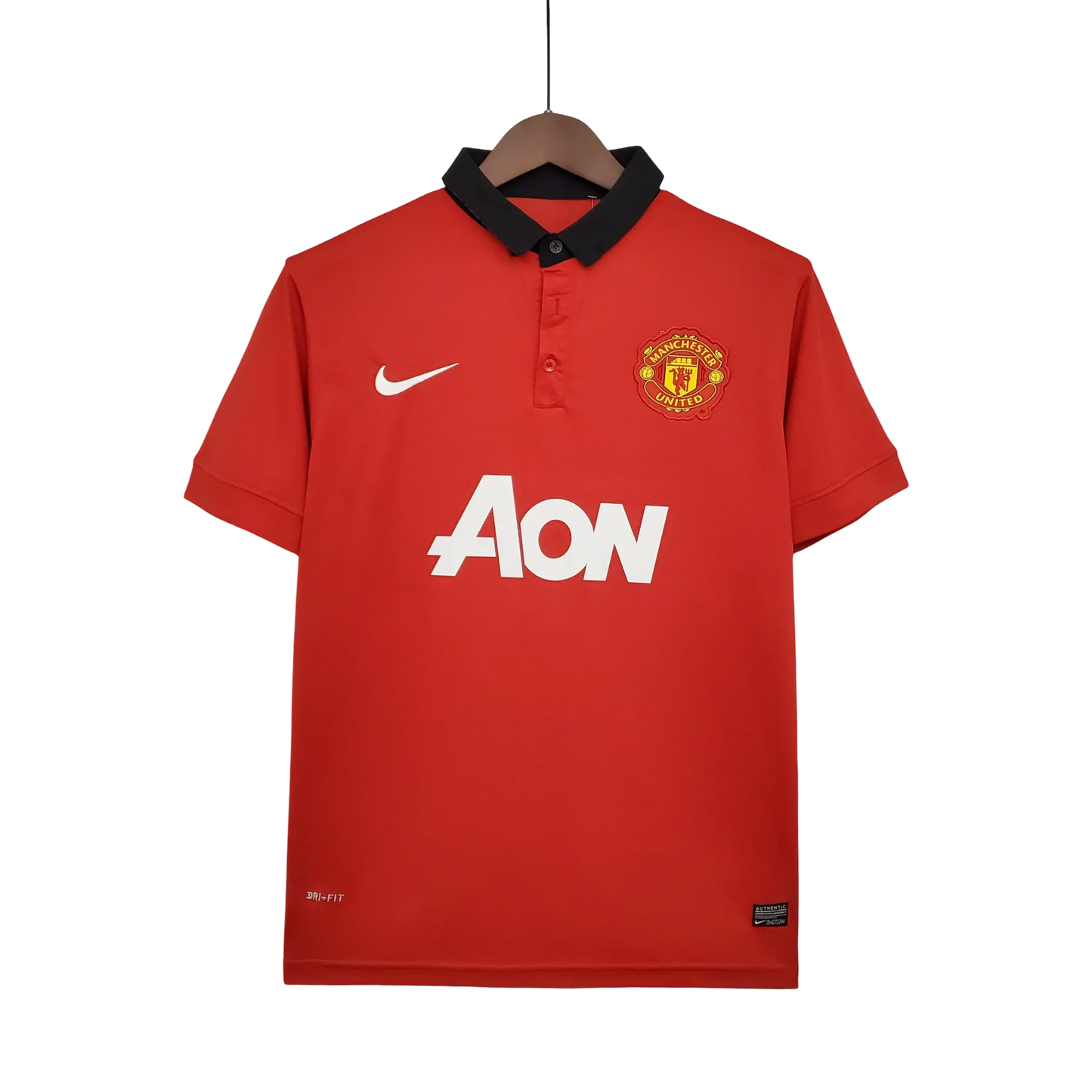 https://cdn.shopify.com/s/files/1/0826/7228/8075/files/20132014-manchester-united-aon-home-retro-kit-classickits433-992711.webp?v=1741197617