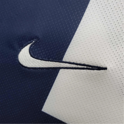https://cdn.shopify.com/s/files/1/0826/7228/8075/files/20132014-paris-saint-germain-fly-emirates-home-retro-jersey-327101.webp?v=1741198015