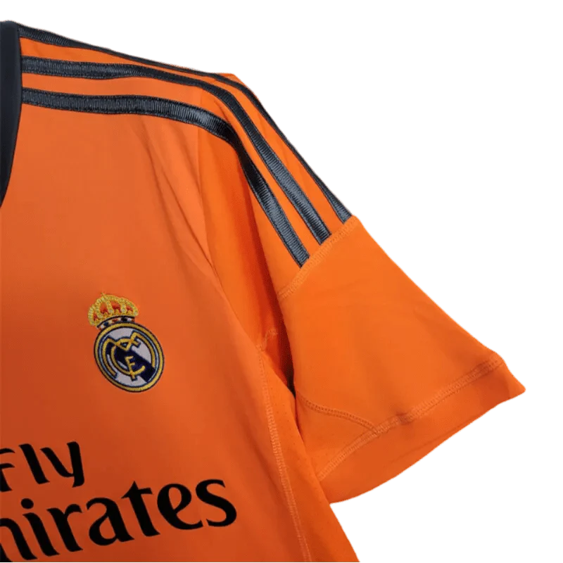 https://cdn.shopify.com/s/files/1/0826/7228/8075/files/20132014-real-madrid-fly-emirates-2nd-away-retro-kit-203252.webp?v=1741197271