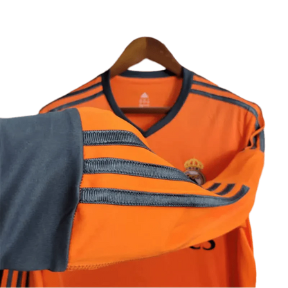 https://cdn.shopify.com/s/files/1/0826/7228/8075/files/20132014-real-madrid-fly-emirates-2nd-away-retro-kit-long-sleeve-141394.webp?v=1741197450