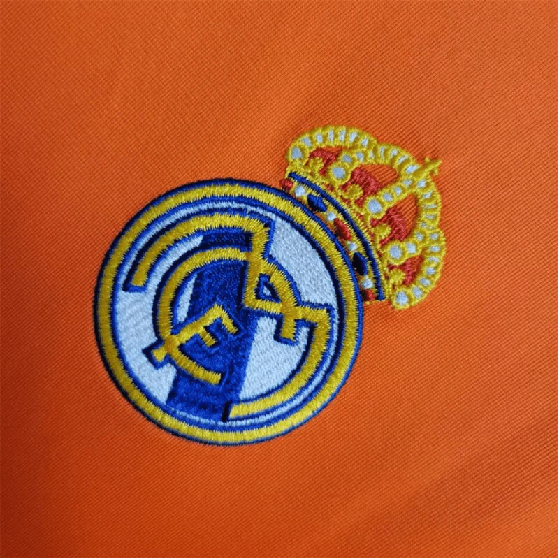 https://cdn.shopify.com/s/files/1/0826/7228/8075/files/20132014-real-madrid-fly-emirates-2nd-away-retro-kit-long-sleeve-503620.webp?v=1741197453