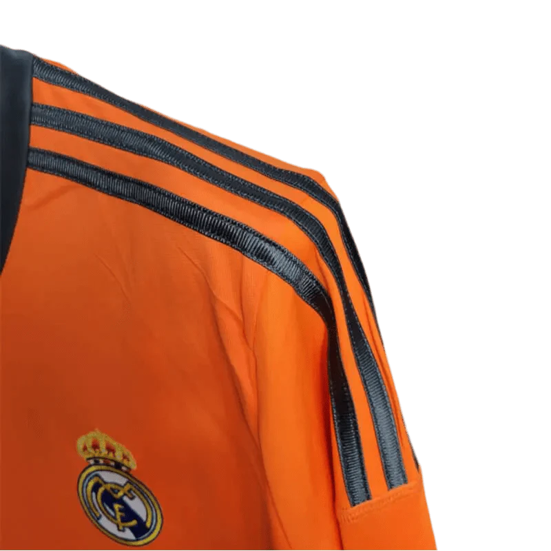https://cdn.shopify.com/s/files/1/0826/7228/8075/files/20132014-real-madrid-fly-emirates-2nd-away-retro-kit-long-sleeve-619178.webp?v=1741197453