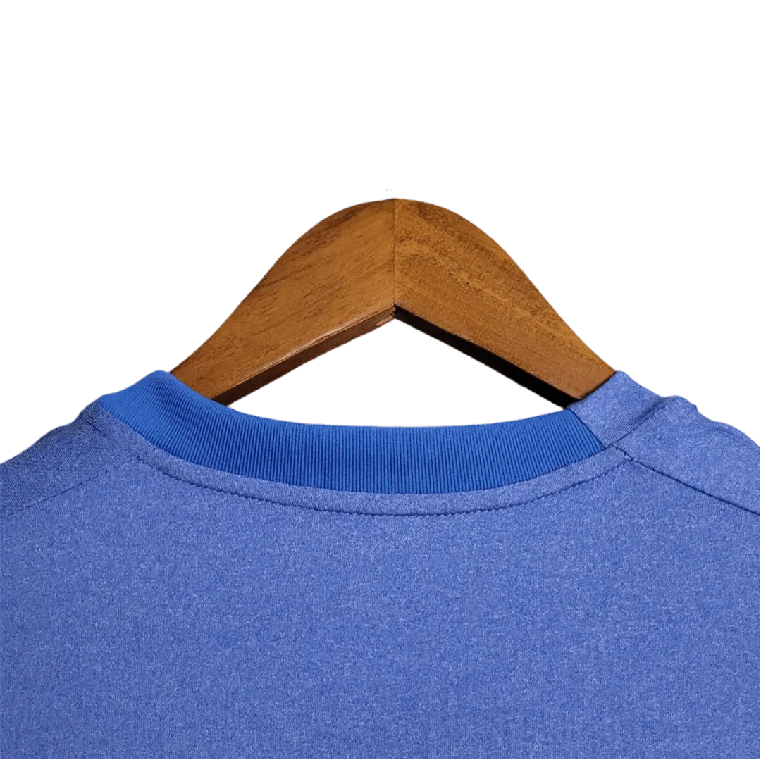 https://cdn.shopify.com/s/files/1/0826/7228/8075/files/20132014-real-madrid-fly-emirates-away-retro-kit-924221.webp?v=1741197458