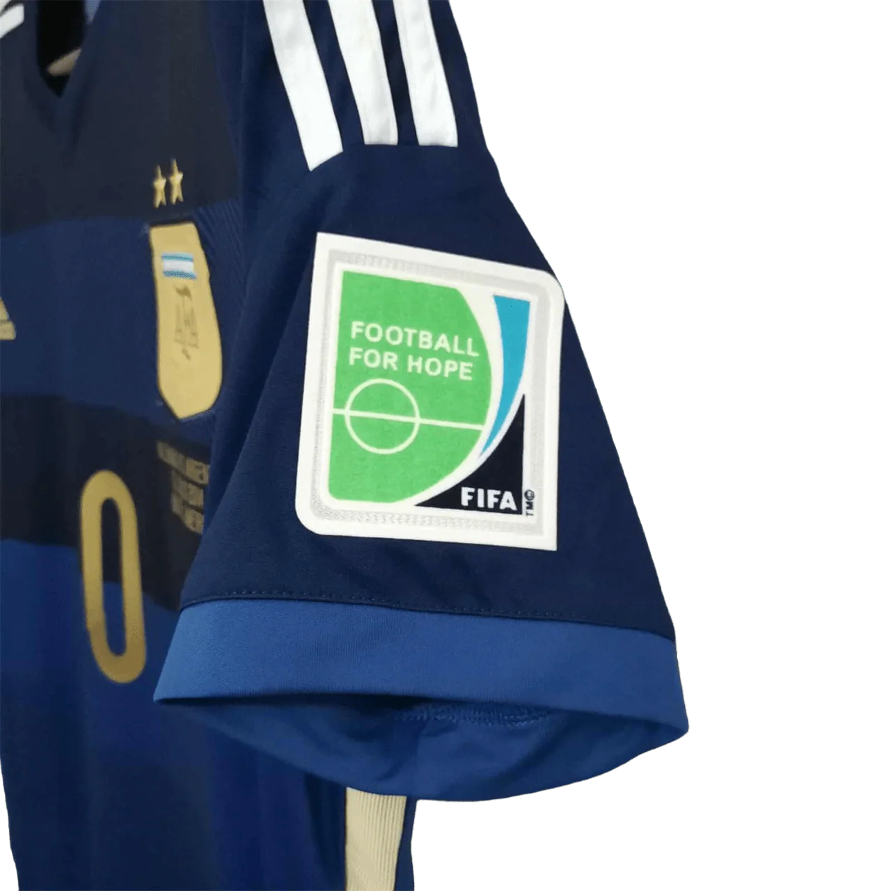 https://cdn.shopify.com/s/files/1/0826/7228/8075/files/2014-argentina-world-cup-away-retro-kit-classickits433-472859.webp?v=1741198805