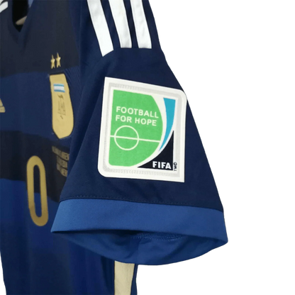 https://cdn.shopify.com/s/files/1/0826/7228/8075/files/2014-argentina-world-cup-away-retro-kit-classickits433-472859.webp?v=1741198805
