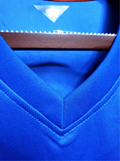 https://cdn.shopify.com/s/files/1/0826/7228/8075/files/2014-netherlands-away-retro-kit-825776.webp?v=1741197035