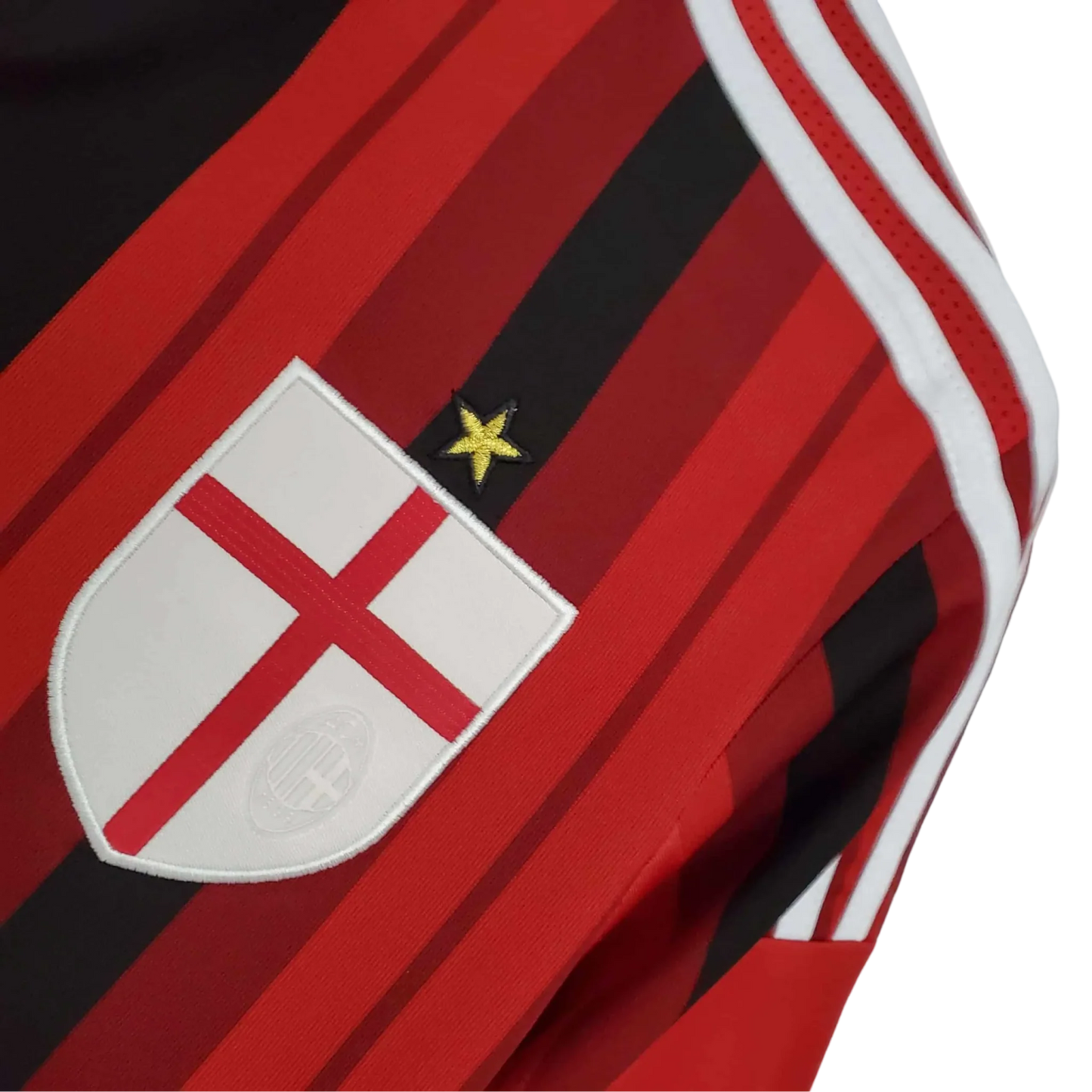https://cdn.shopify.com/s/files/1/0826/7228/8075/files/20142015-ac-milan-fly-emirates-home-retro-kit-400103.webp?v=1741197278