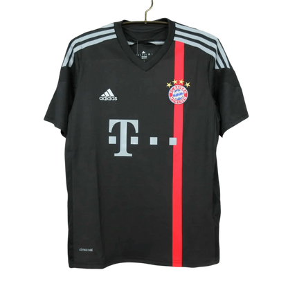 https://cdn.shopify.com/s/files/1/0826/7228/8075/files/20142015-bayern-munich-third-black-retro-kit-classickits433-212456.webp?v=1741197743
