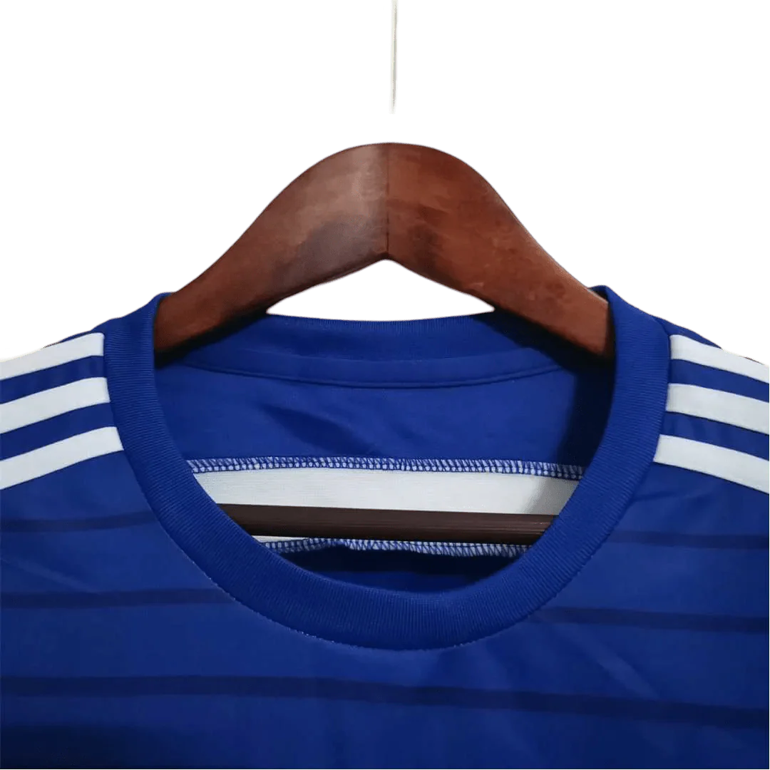 https://cdn.shopify.com/s/files/1/0826/7228/8075/files/20142015-chelsea-samsung-home-retro-kit-classickits433-309446.webp?v=1741198294