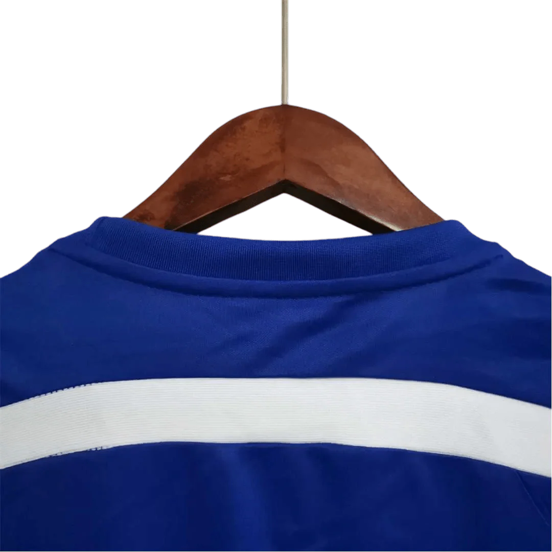 https://cdn.shopify.com/s/files/1/0826/7228/8075/files/20142015-chelsea-samsung-home-retro-kit-classickits433-419696.webp?v=1741198298